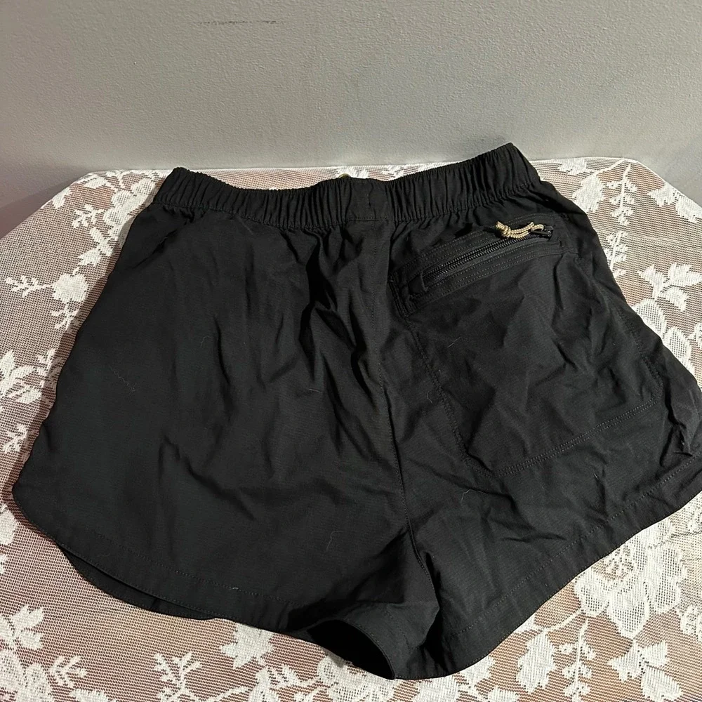 The North Face Black Athletic Shorts Women's Size‎ Small Mesh Pocket Drawstring